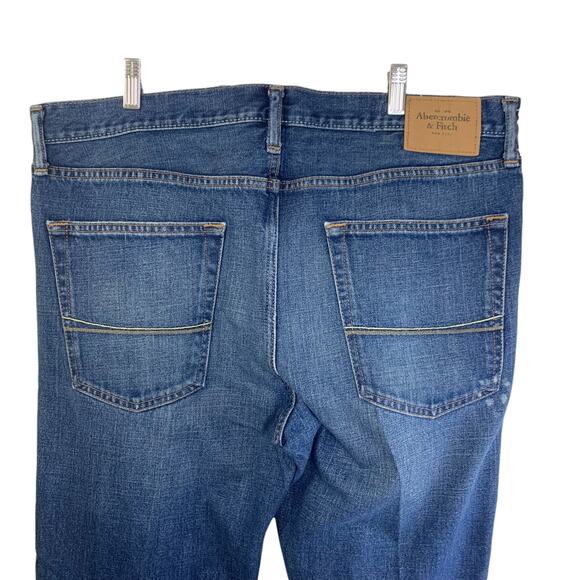 Abercrombie & Fitch Mens Jeans Size 36 X 32 Baxter Low Rise Slim Boot Button Fly - Picture 5 of 9